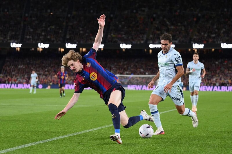Galatasaray vs Barcelona - Sức ép khủng khiếp